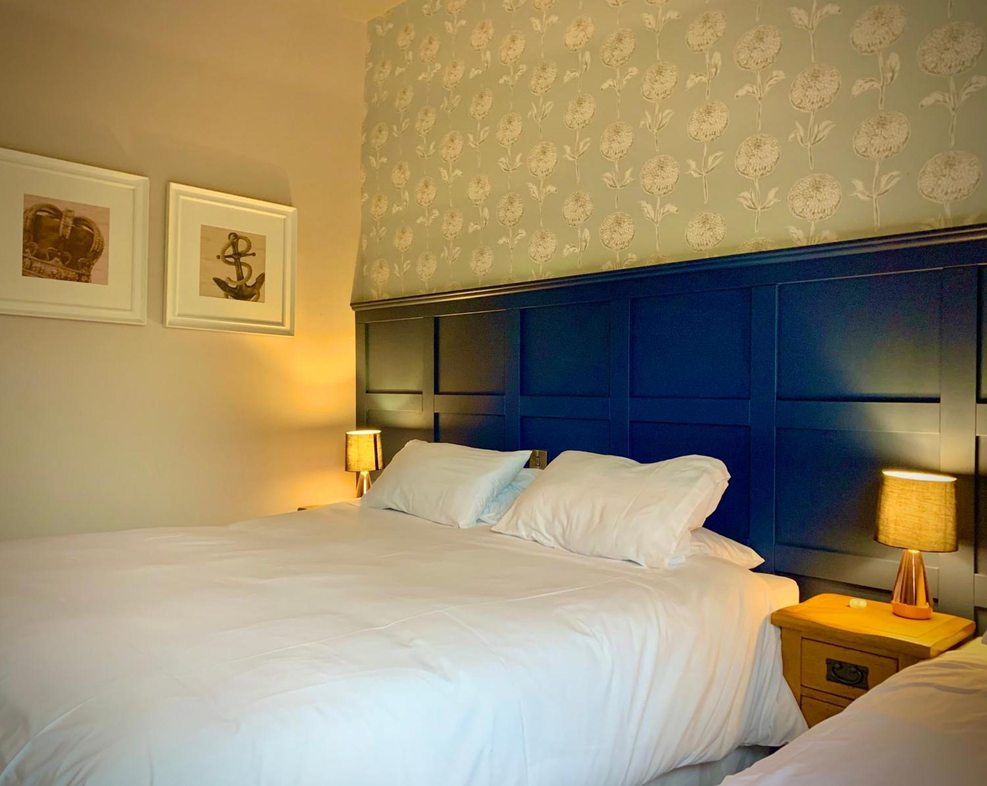 Hotel Crown & Anchor Woking Exteriér fotografie